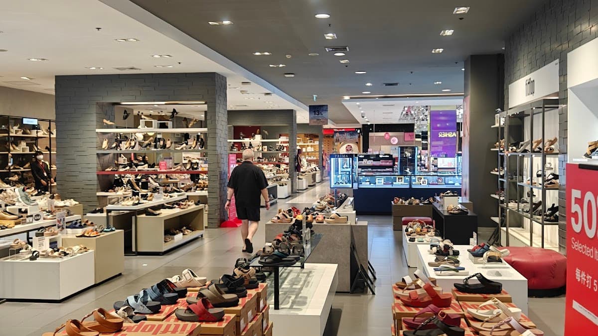 Central Silom Complex 2