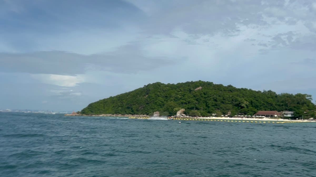 CORAL ISLAND PATTAYA BEACH VIEW POINT 3