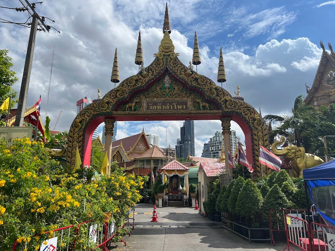 Wat Hualamphong 3