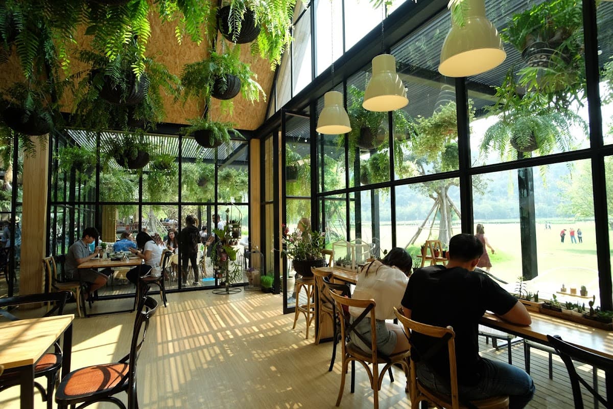 The Village Farm To Café