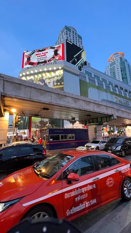 Palladium Night Market