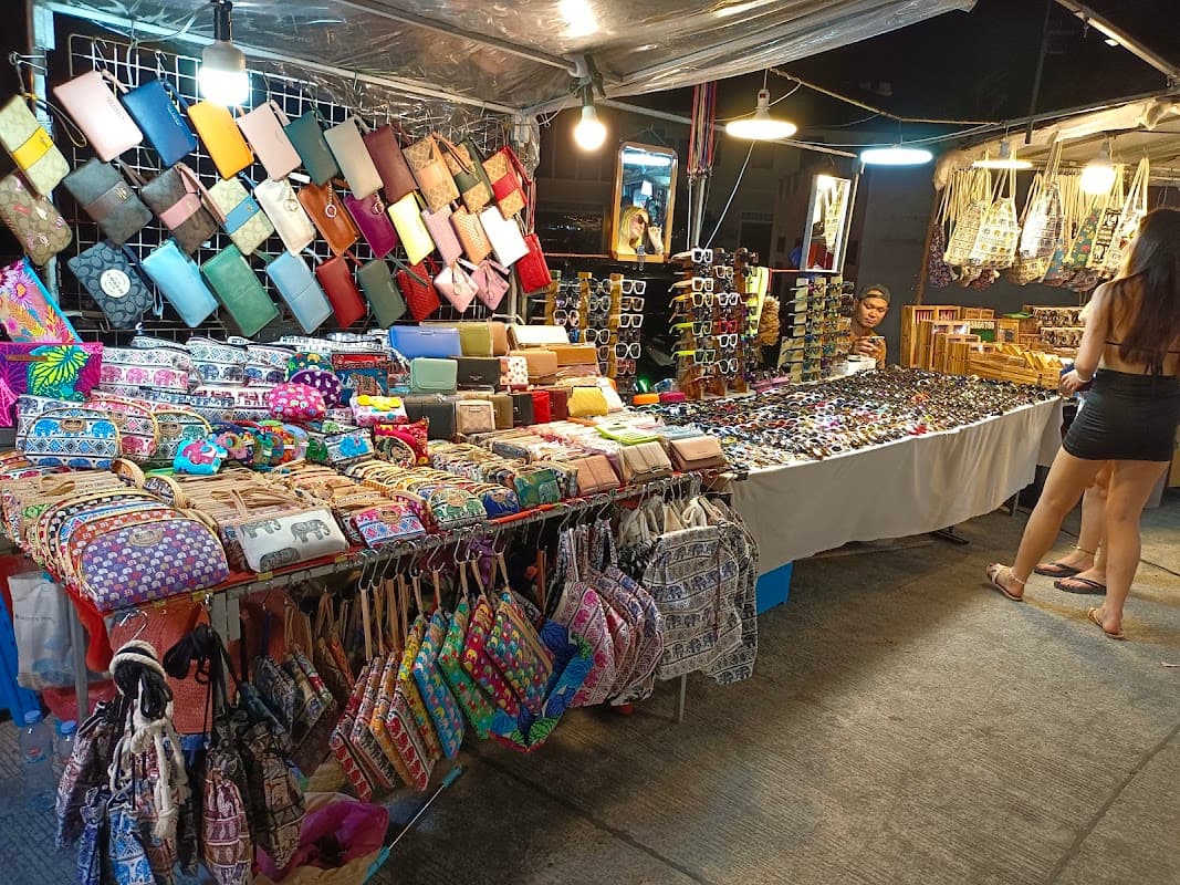 Fisherman's Village Night Market 3