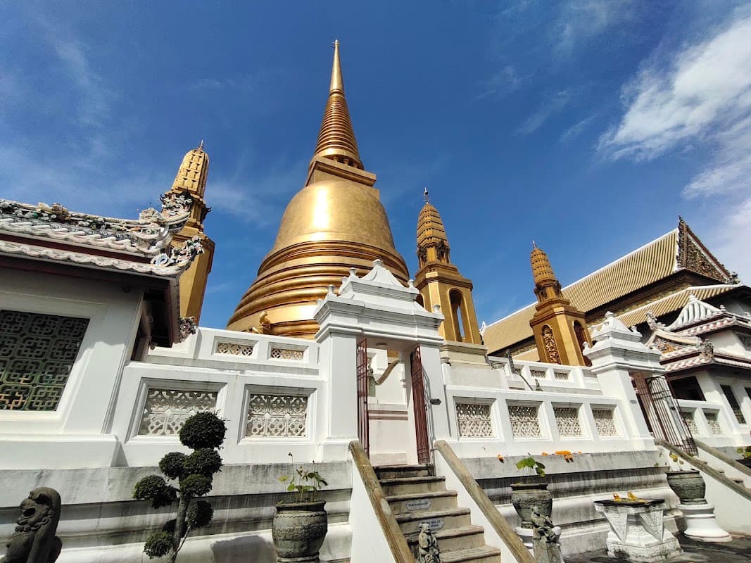 Wat Bowonniwetwiharn Ratchaworawiharn 2