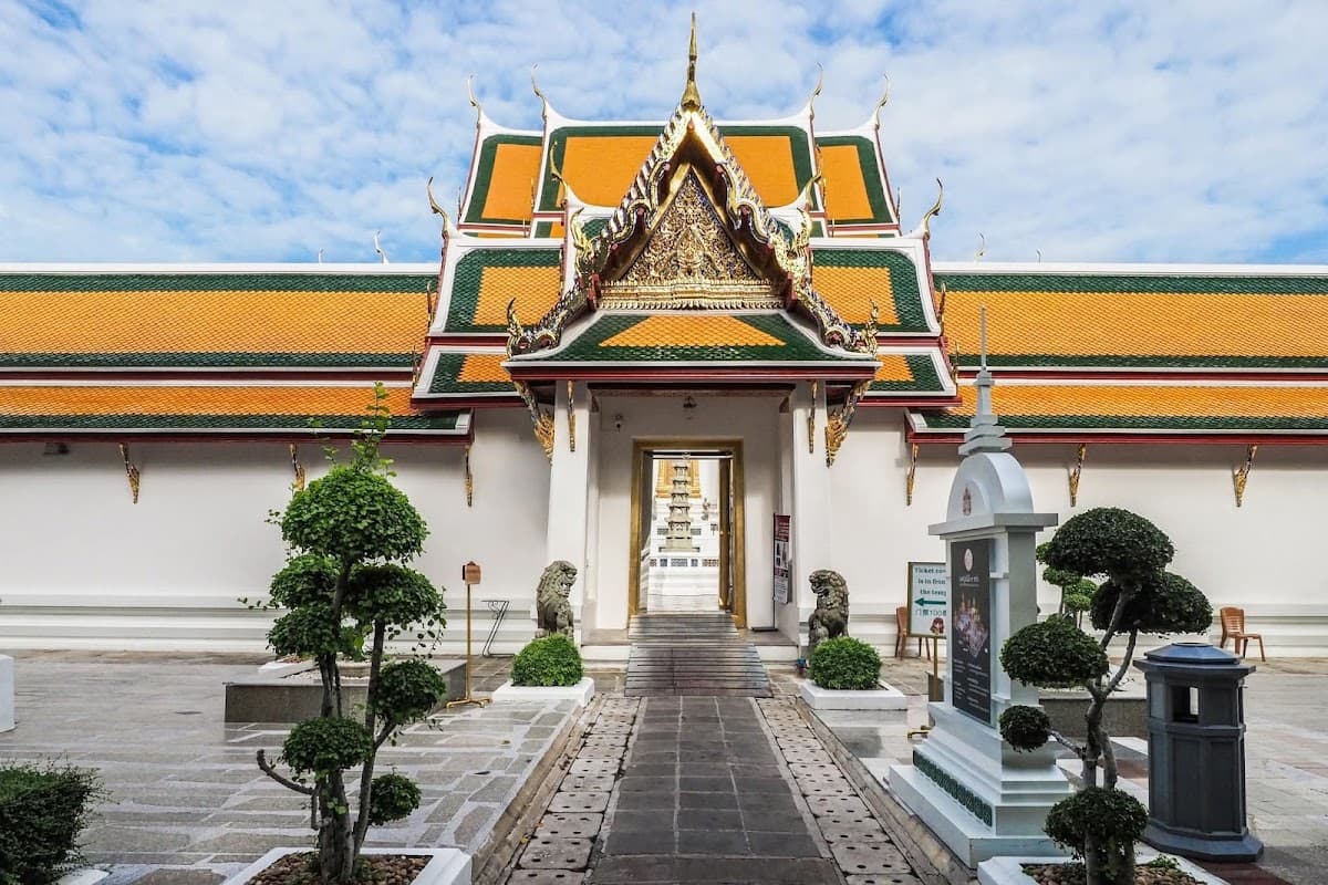 Wat Suthat Thepwararam Ratchaworamahawihan 3