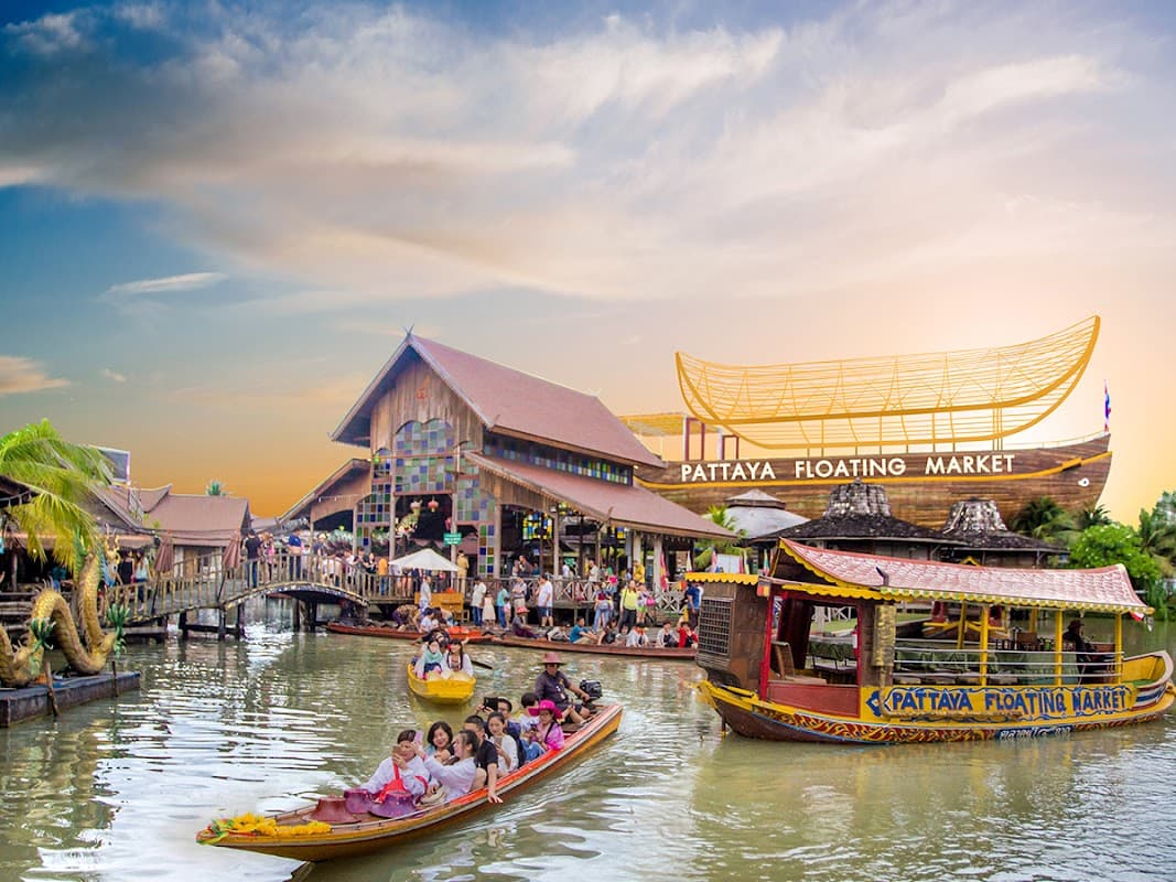 Pattaya Floating Market 2