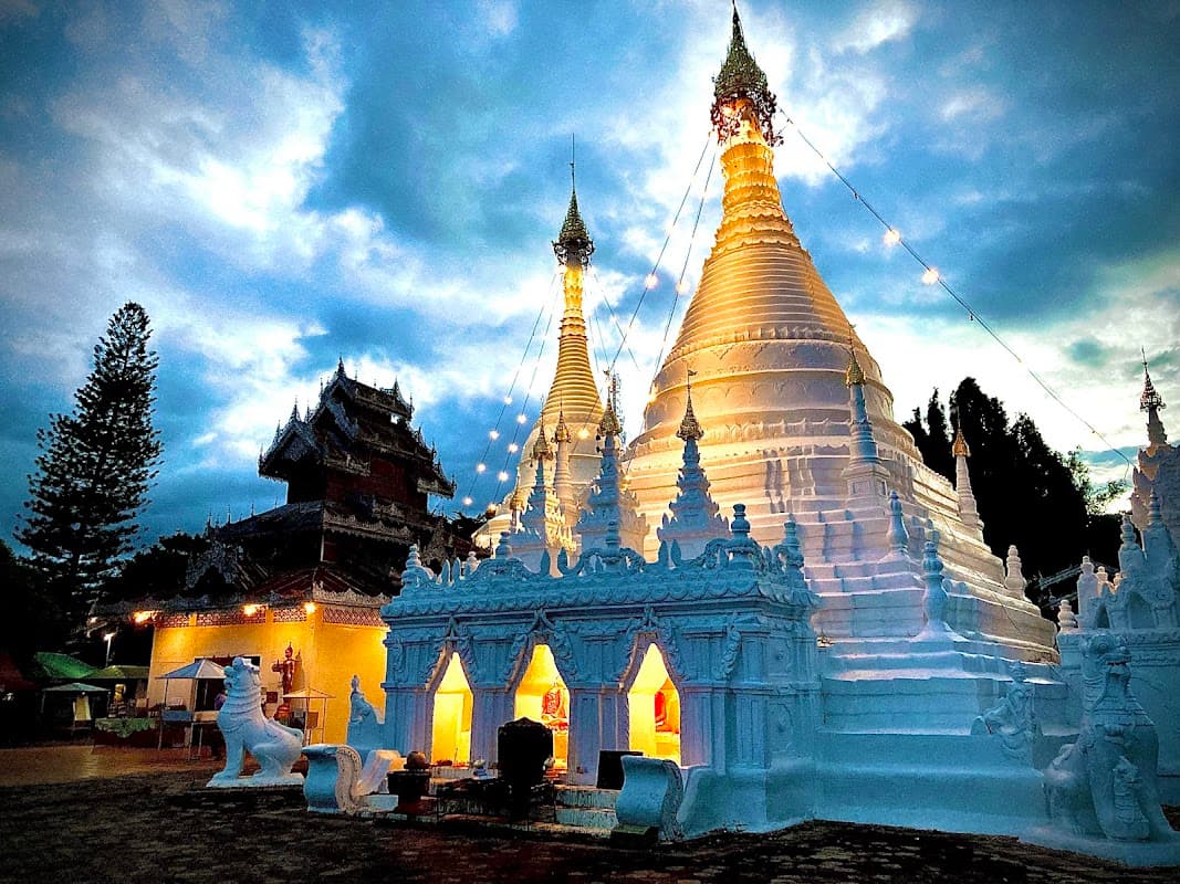 Wat Phra That Doi Kong Mu