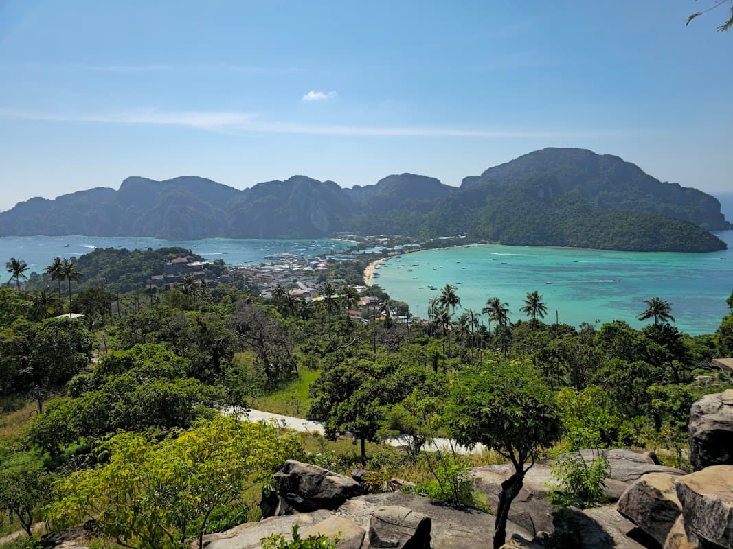 Phi phi Viewpoint 1