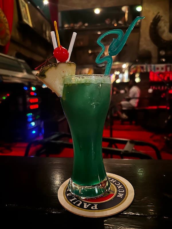 Saxophone Pub & Restaurant 2